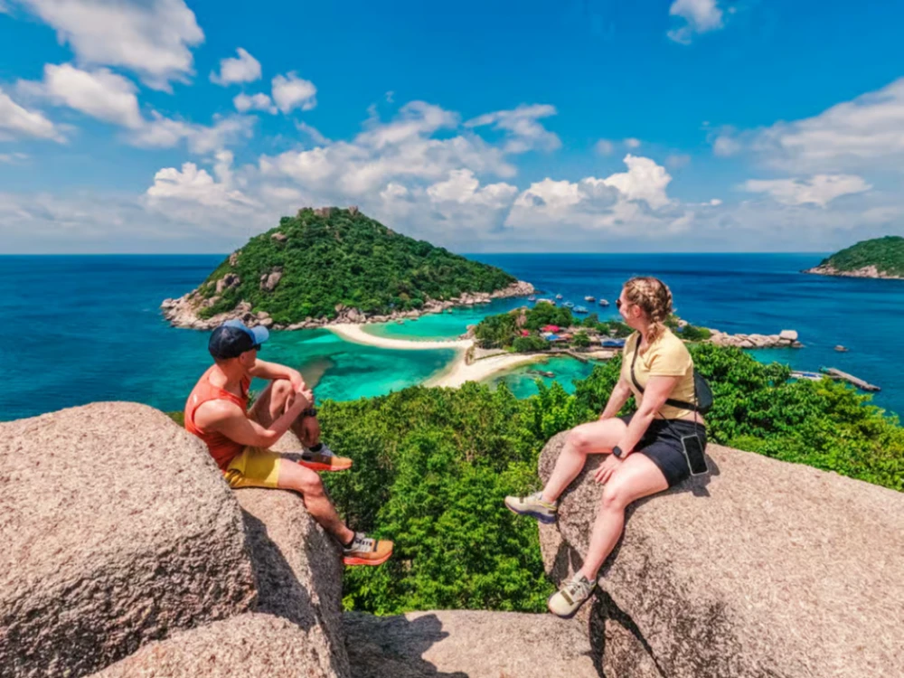 Koh Tao and Nangyuan Snorkeling Tour with Lunch