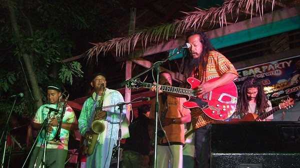 A Guide to the Island's Vibrant Entertainment Scene