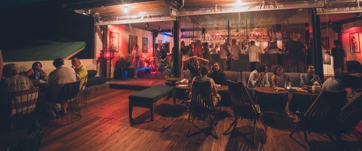 LINK Lounge