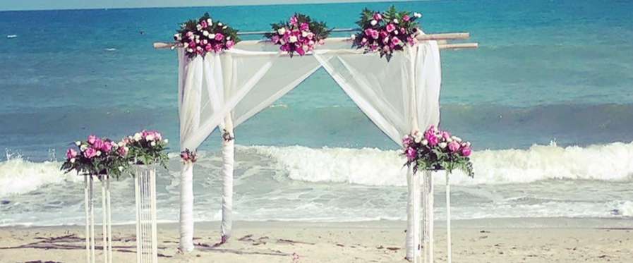 Weekender Weddings