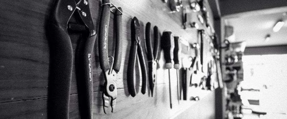 JR Bicycle Shop 