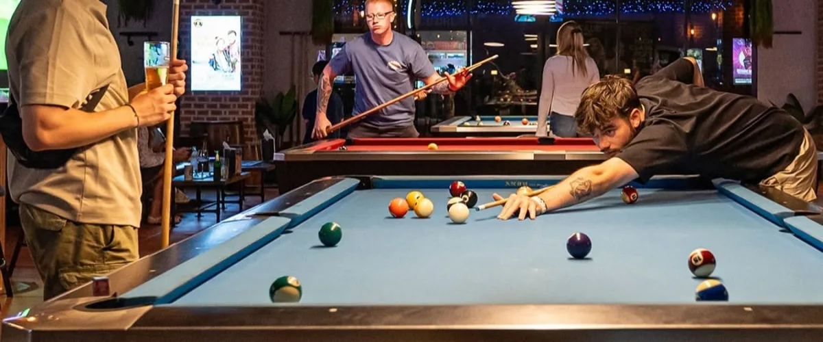 Hustlers Beer Garden & Pool Hall