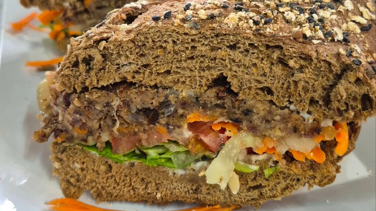 Vegetarian sandwich